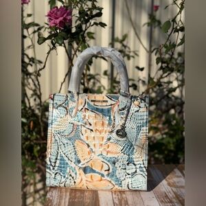 HTF BRAHMIN Caroline TWIRL Floral Flowers Bag - Brahmin Exclusive! NWT firm